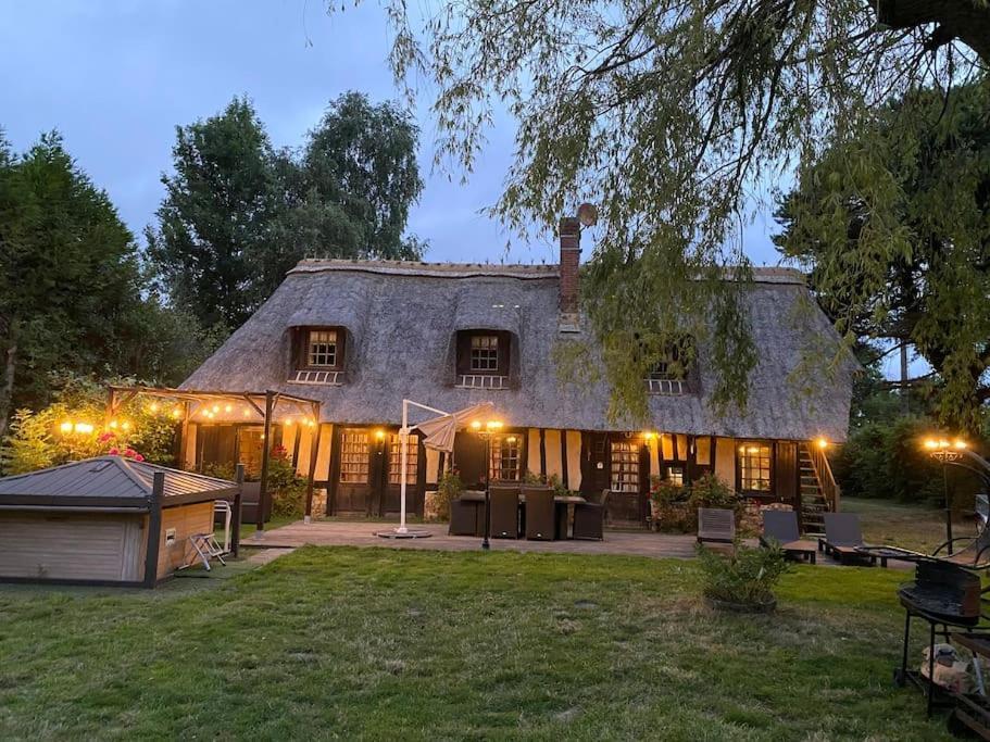 Chaumiere Familiale Weekend & Vacances Paisible Saint-Philbert-sur-Risle Екстер'єр фото