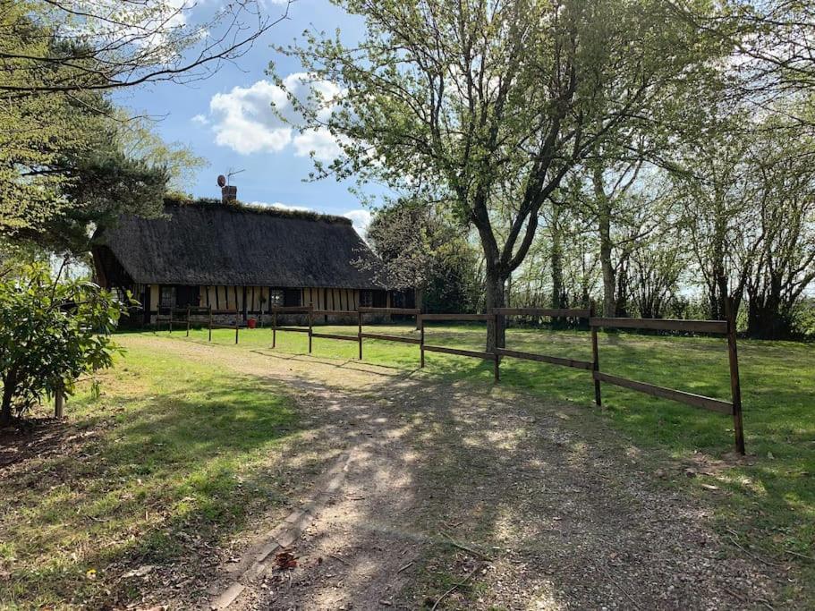 Chaumiere Familiale Weekend & Vacances Paisible Saint-Philbert-sur-Risle Екстер'єр фото
