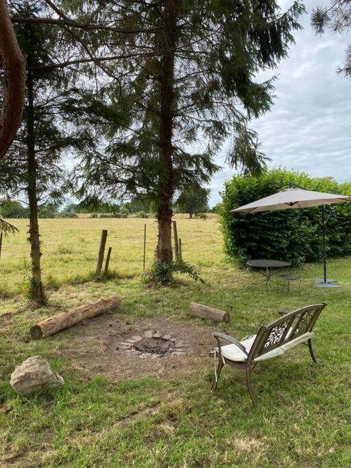 Chaumiere Familiale Weekend & Vacances Paisible Saint-Philbert-sur-Risle Екстер'єр фото